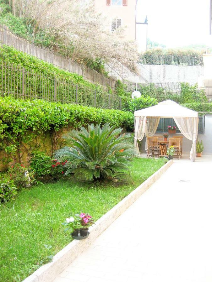 Approdo Alle 5 Terre Da Niky La Spezia Exterior foto